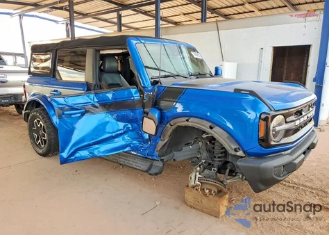 2022 Ford Bronco Base z USA, uszkodzony, nr VIN 1FMDE5BH8NLB63886